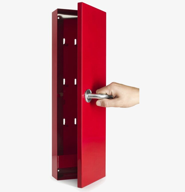 Key Cabinet Red från Born in Sweden i stilren röd design
