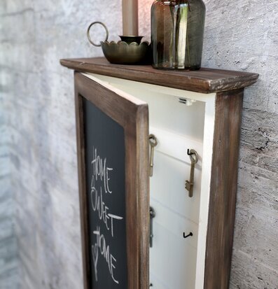 Nyckelskåp Med Griffeltavla - Antik Brun från Chic Antique